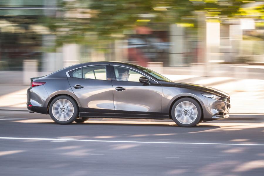  Mazda3 Sedan (BP) 2019 года  (AU) (фото 17 из 46)